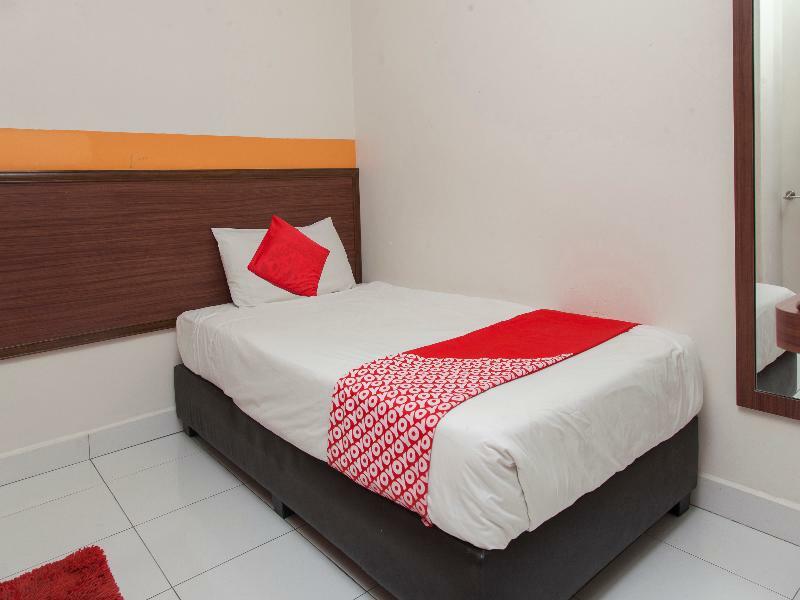 Oyo 575 Hotel Dns Ipoh Kültér fotó